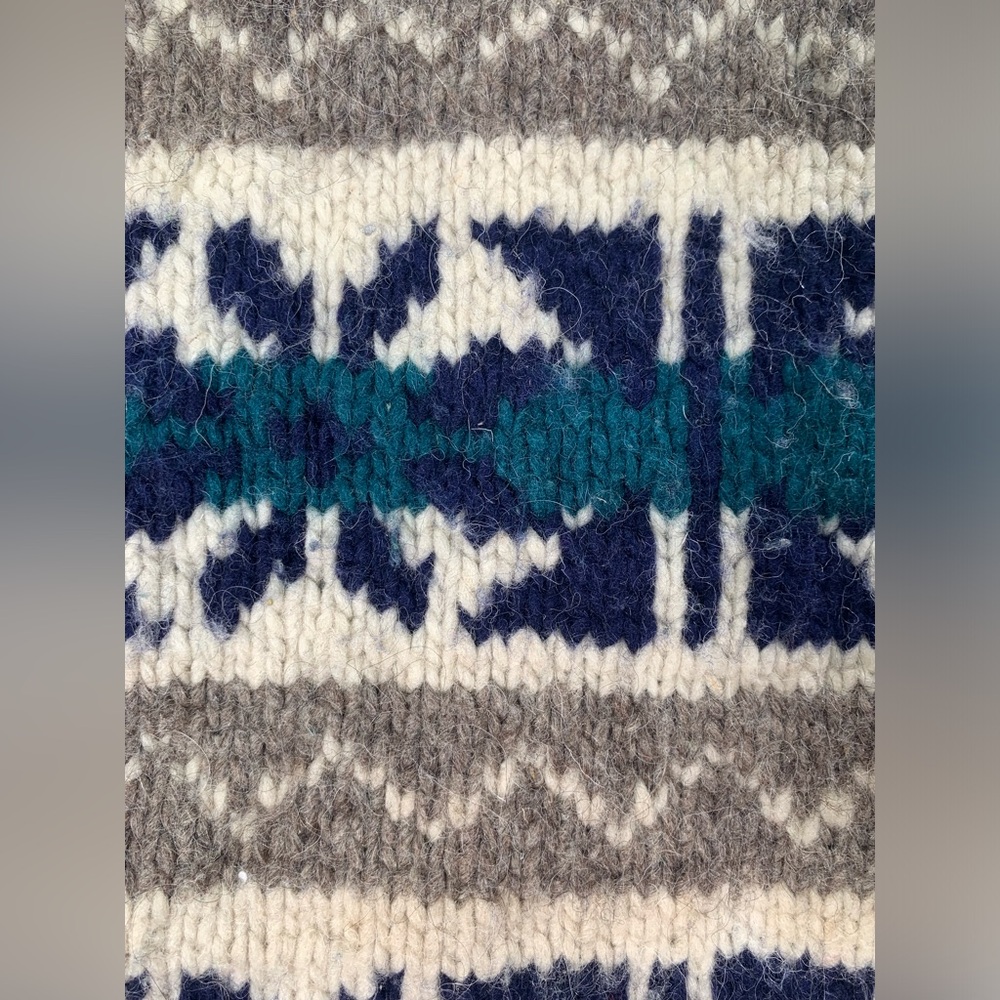 Men's Cream and Navy Patterned Crewneck Sweater - Picture 9 of 11